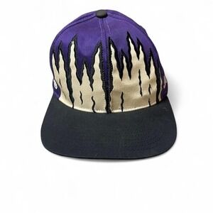 vintage Purple and black flame/lightning Brooks & Dunn snapback hat